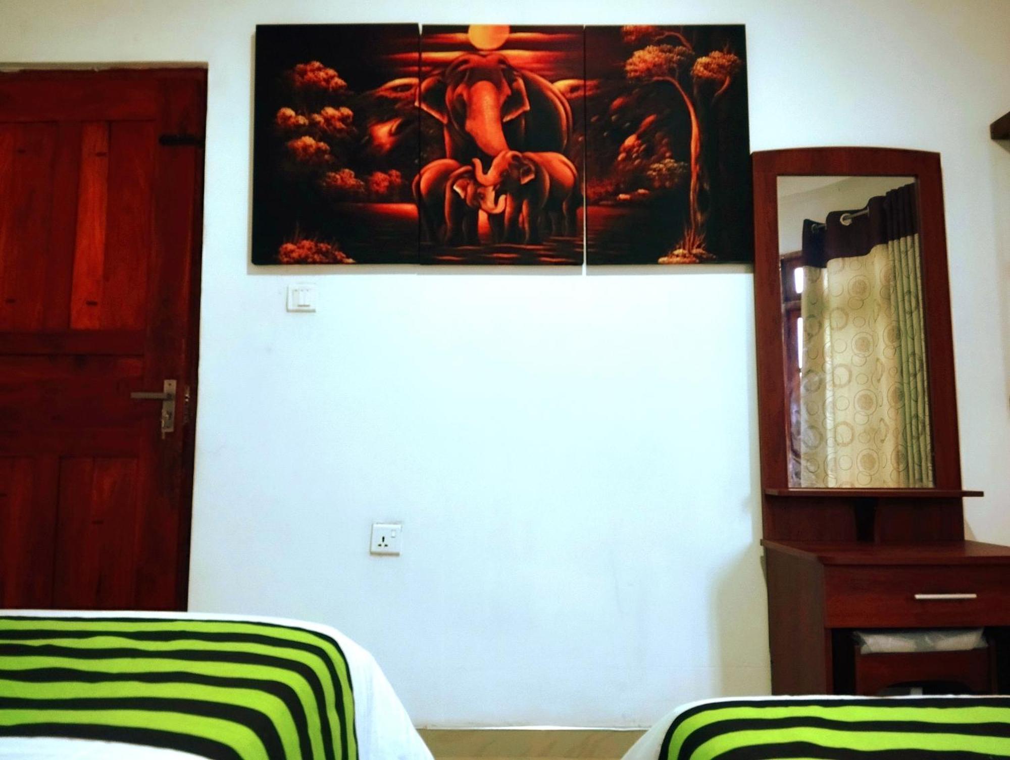 Ella Hotel Upper Hill エクステリア 写真